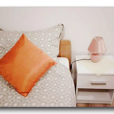 Apartman Studio Galatea & Leonidas Vis
