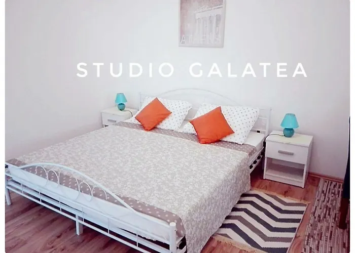 Studio Leonidas Vis شقة فيس